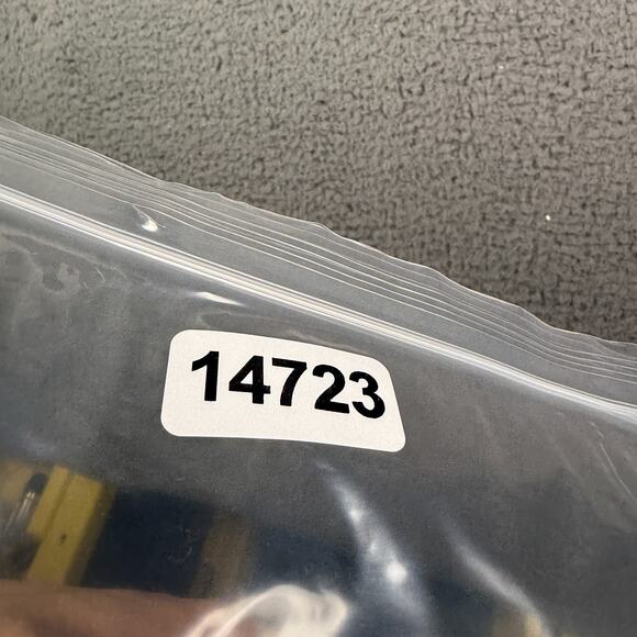 Howler Brothers Shirt Mens L Gray Creative Creatures Fish Graphic Short Sleeve - Picture 8 of 8